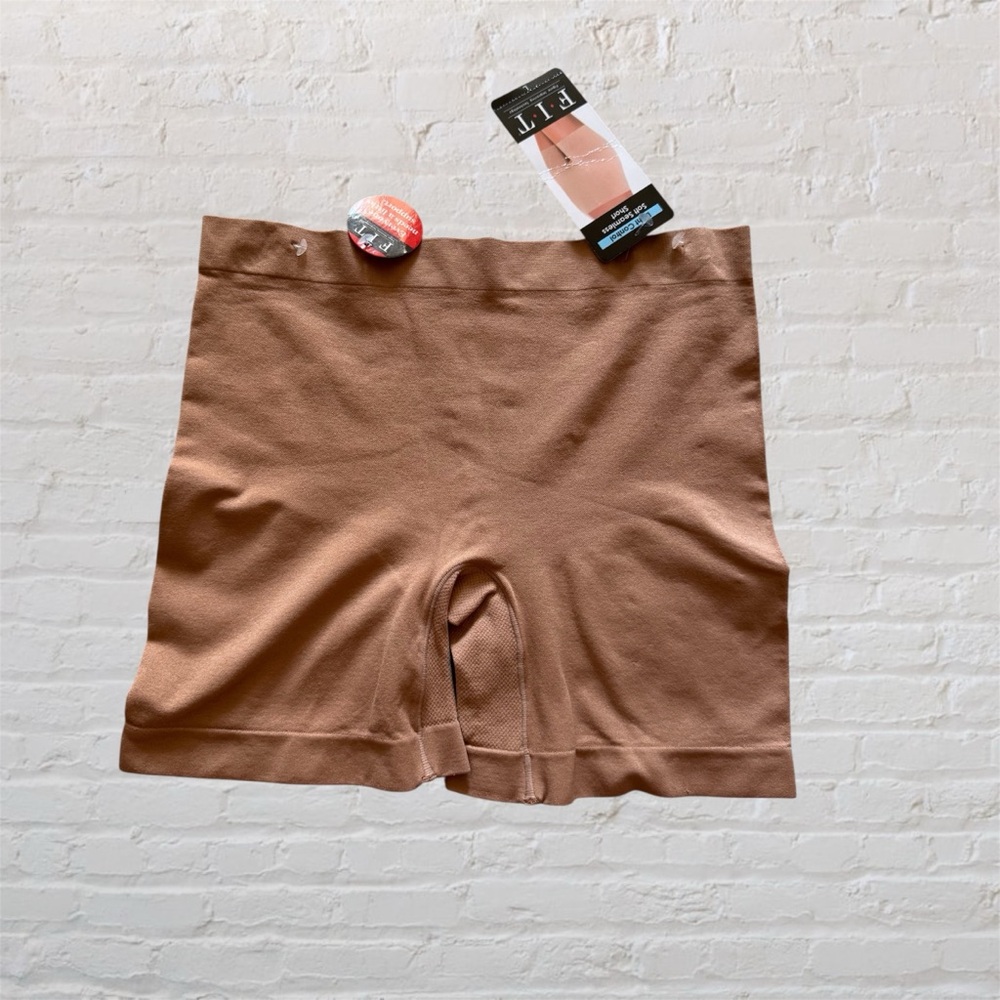 🆕 F.I.T. 4.5” dull pinkish beige light control shapewear shorts